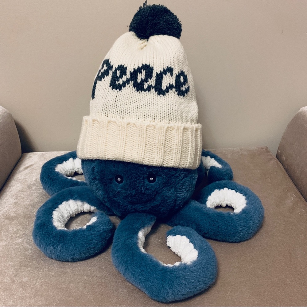 Gap Peace Beanie, Toque Hat Pom, New